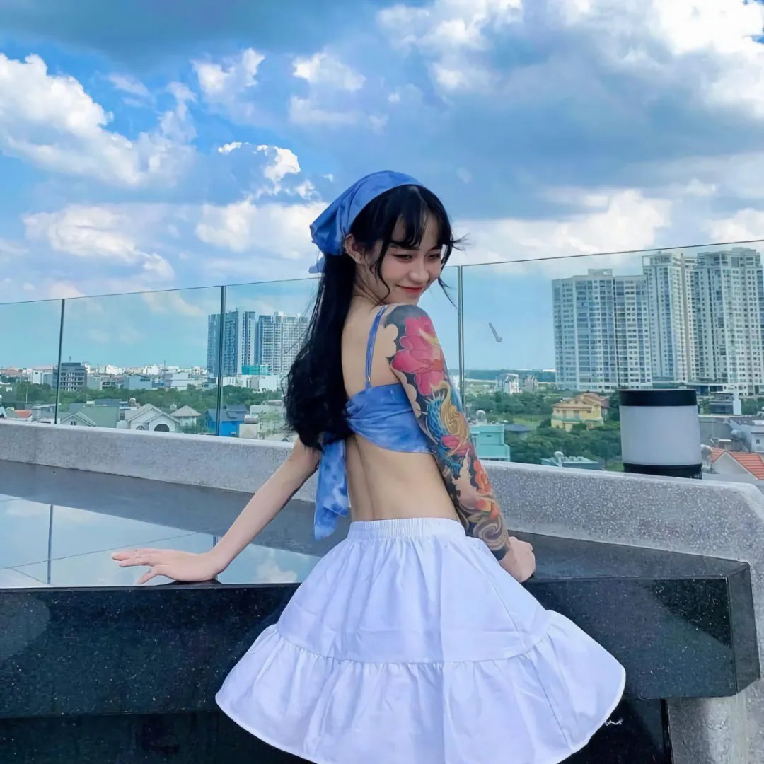 女猫